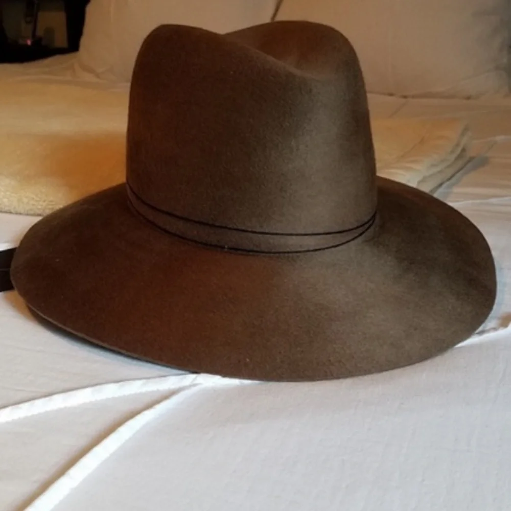 Janessa Leone Billie Hat in Camel Sz Small - Picture 5 of 8